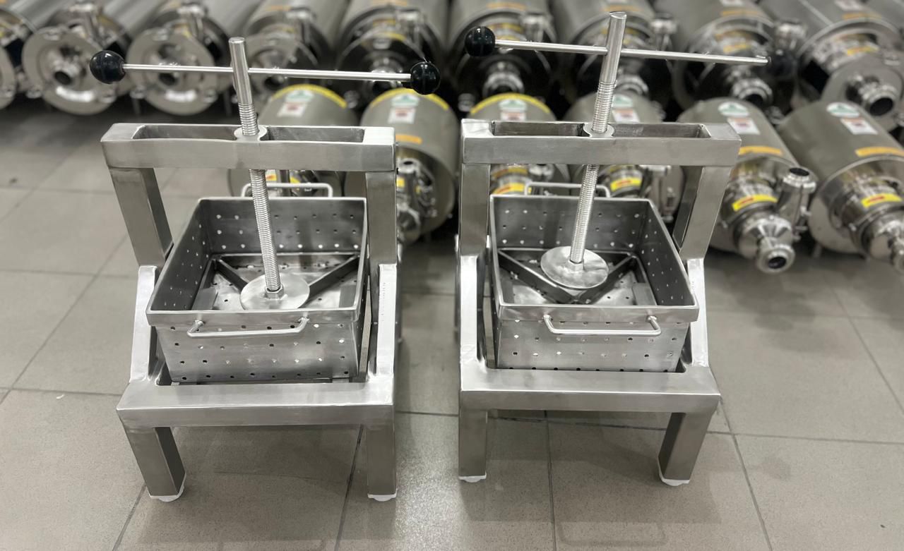 BDM- Manual Paneer Press